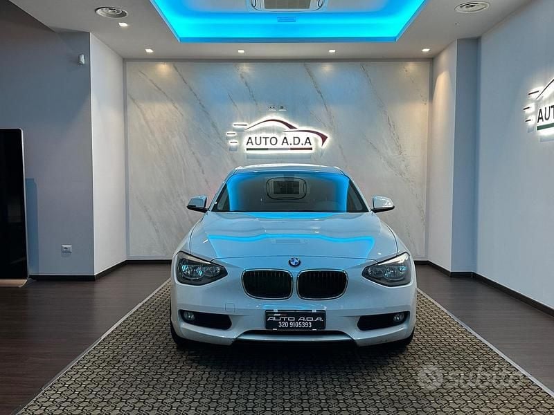 Bianco Usata 2012 BMW 116 Due volumi | 9500 € (Buon prezzo) - Immagine 1/4