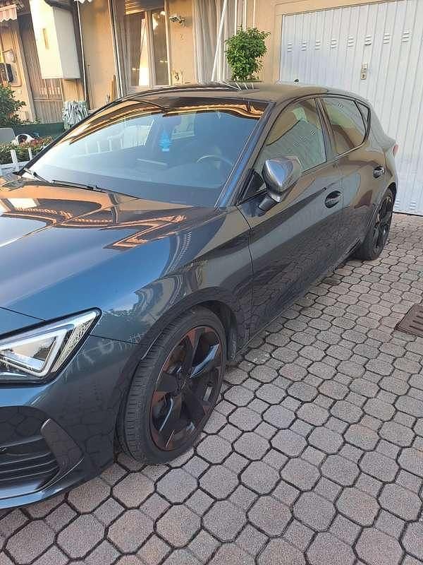 Usata Cupra Leon 150 CV (110 kW) 2023 Nero Berlina