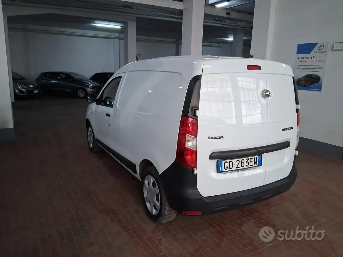 Usata Dacia Dokker 110 CV (80 kW) 2020 Bianco Monovolume