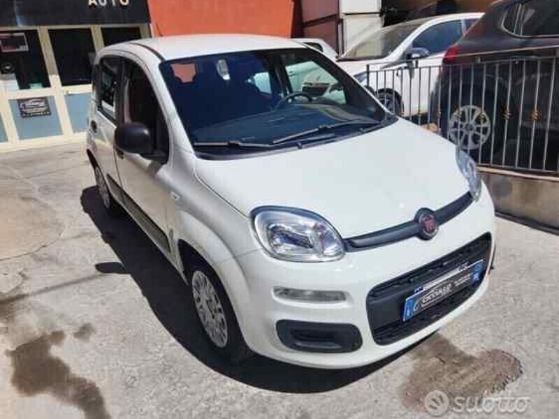 Usato 2019 Fiat Panda 0.7 Benzin 30 CV (8.400 €)