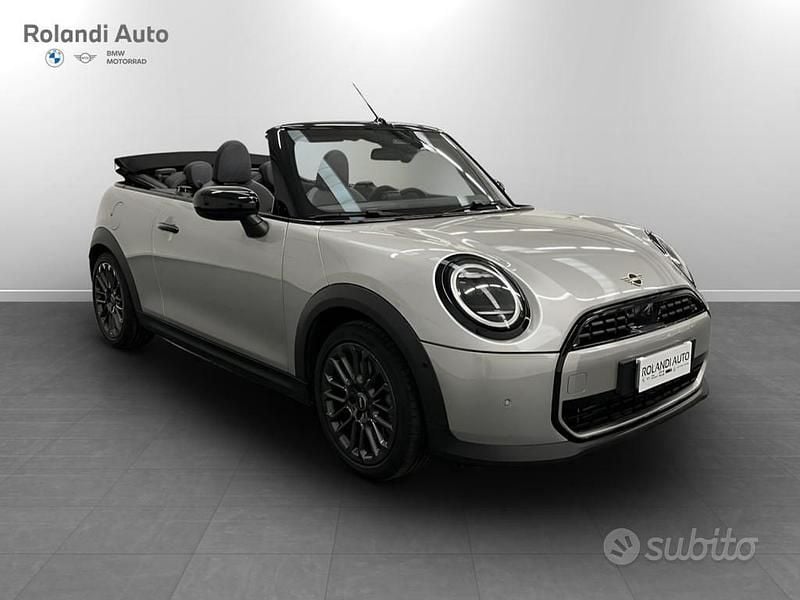 Usata Mini Cooper Cabriolet Classic 163 CV (119 kW) 2025 Argento Cabrio