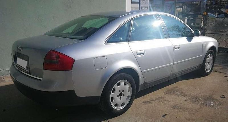 Usata Audi A6 150 CV (110 kW) 1999 Argento Berlina