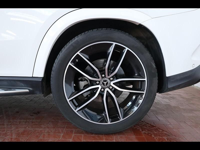 Usata Mercedes GLE400 330 CV (242 kW) 2022 Bianco Coupé