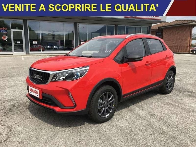 Nuova EMC QUATTRO 103 CV (75 kW) 2025 Rosso SUV