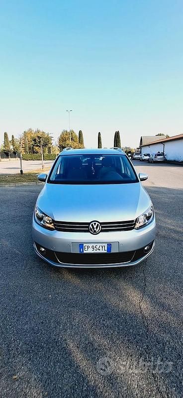 Usata VW Touran 140 CV (102 kW) 2013 Grigio Monovolume