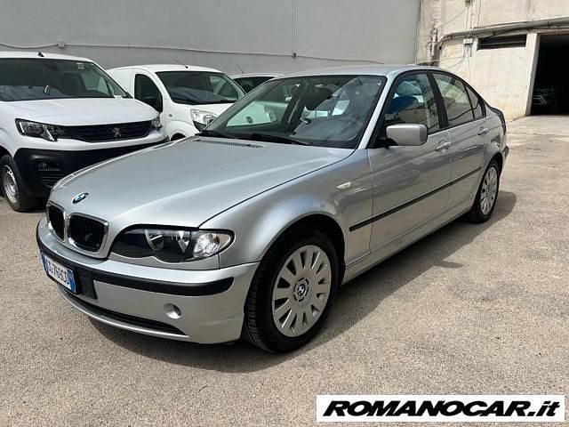 Usata BMW 318 Efficient Dynamics 143 CV (105 kW) 2002 Grigio Berlina