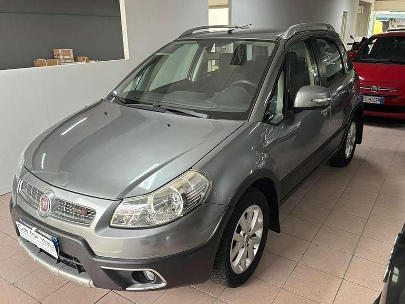 Usata Fiat Sedici Emotion 135 CV (99 kW) 2013 Grigio SUV