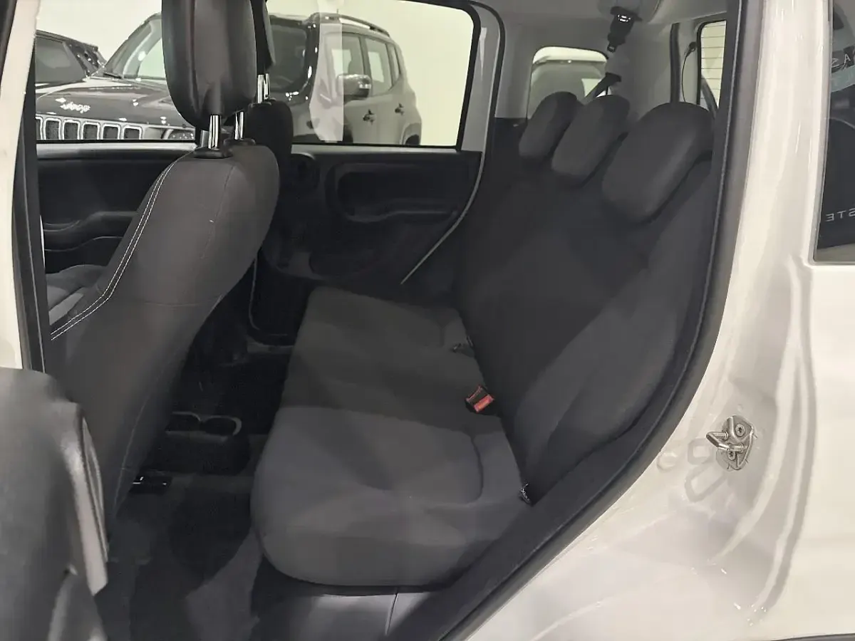 Usata Fiat Panda Cross Cross 70 CV (51 kW) 2024 Bianco Utilitaria