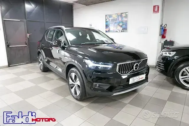 Usata Volvo XC40 Inscription 179 CV (131 kW) 2021 Nero SUV