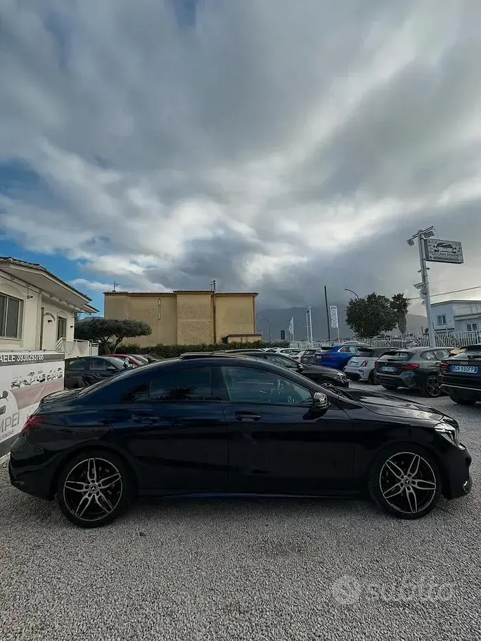Usata Mercedes CLA200 Premium 136 CV (100 kW) 2019 Bluazzurro Berlina