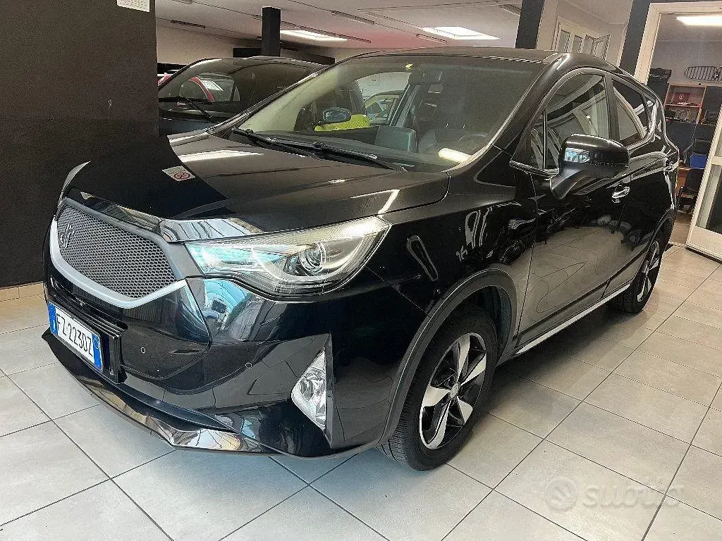 Usata DR DR4 114 CV (83 kW) 2019 Nero SUV