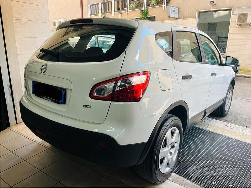 Usata Nissan Qashqai 110 CV (80 kW) 2014 Bianco SUV