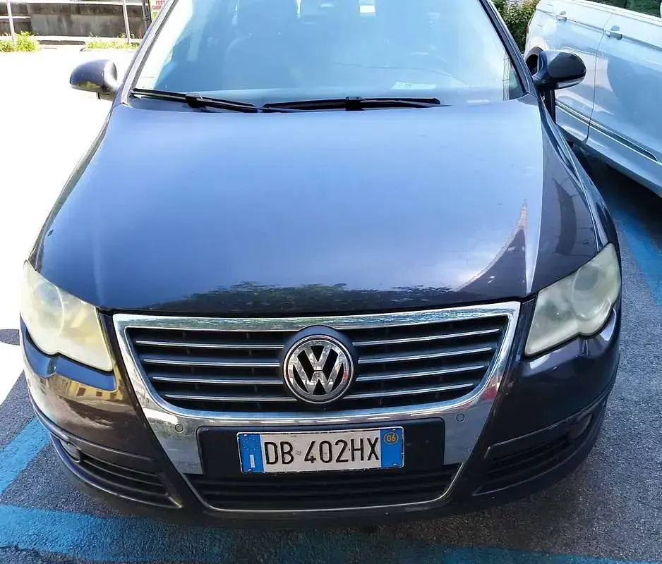 Usata VW Passat Highline 150 CV (110 kW) 2006 Marrone Station wagon