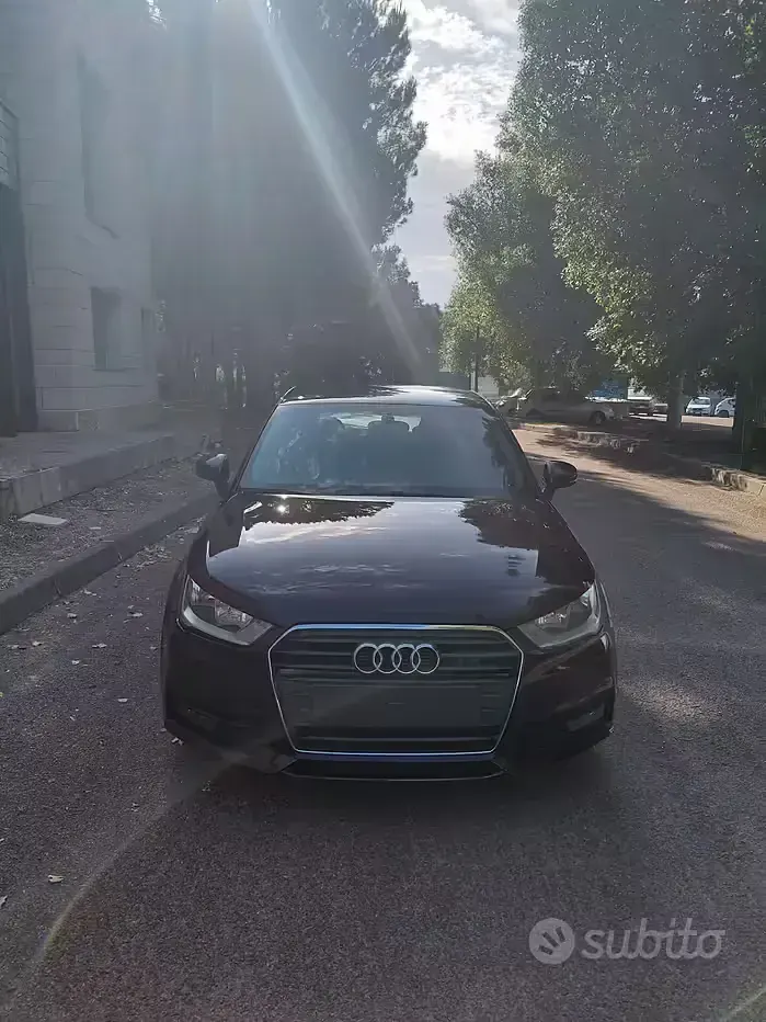 Usata Audi A1 Design 90 CV (66 kW) 2016 Marrone Utilitaria