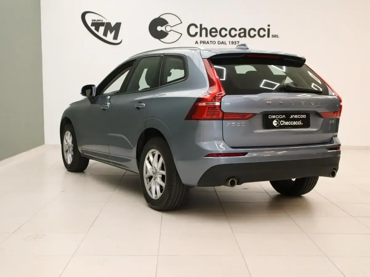 Usata Volvo XC60 Business Edition 190 CV (139 kW) 2019 Grigio SUV