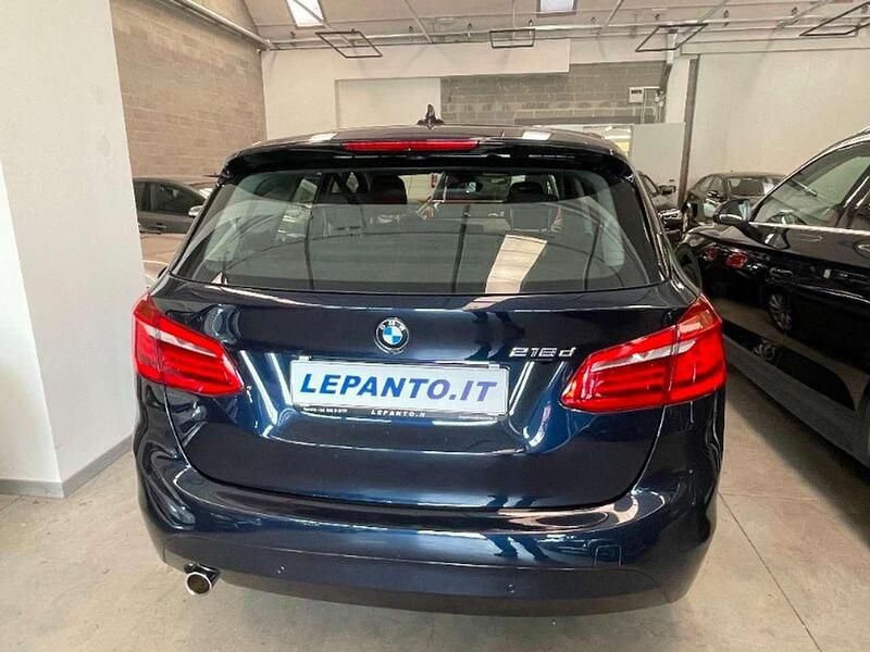 Usata BMW 218 Active Tourer Advantage 150 CV (110 kW) 2018 Blu met. Monovolume
