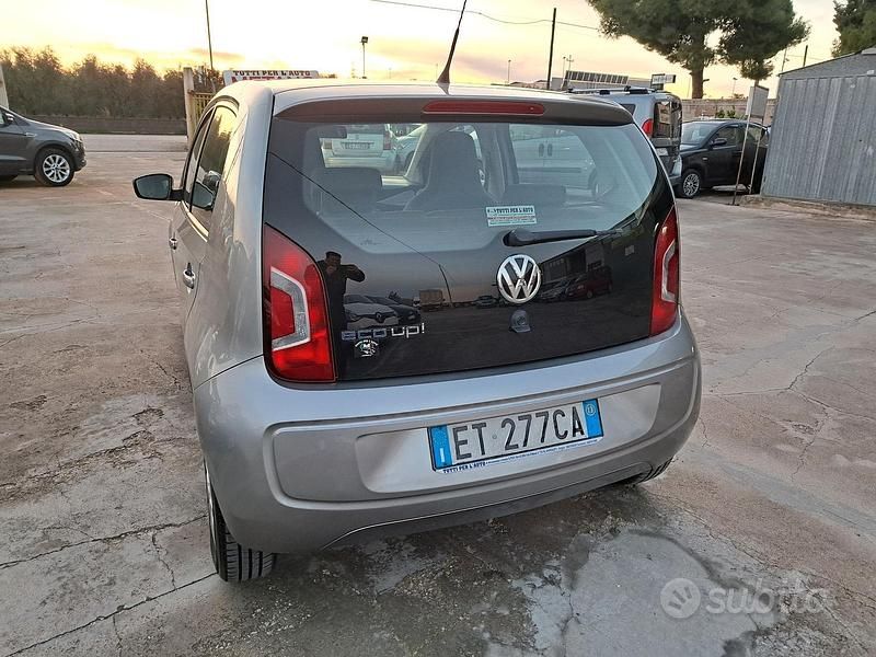 Usata VW up! 67 CV (49 kW) 2013 Grigio Utilitaria