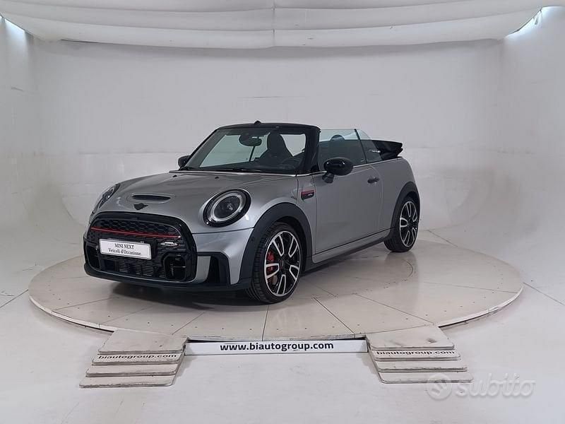 Argento Usata 2022 Mini John Cooper Works Cabriolet Cabrio | 38.500 € (Buon prezzo) - Immagine 1/3