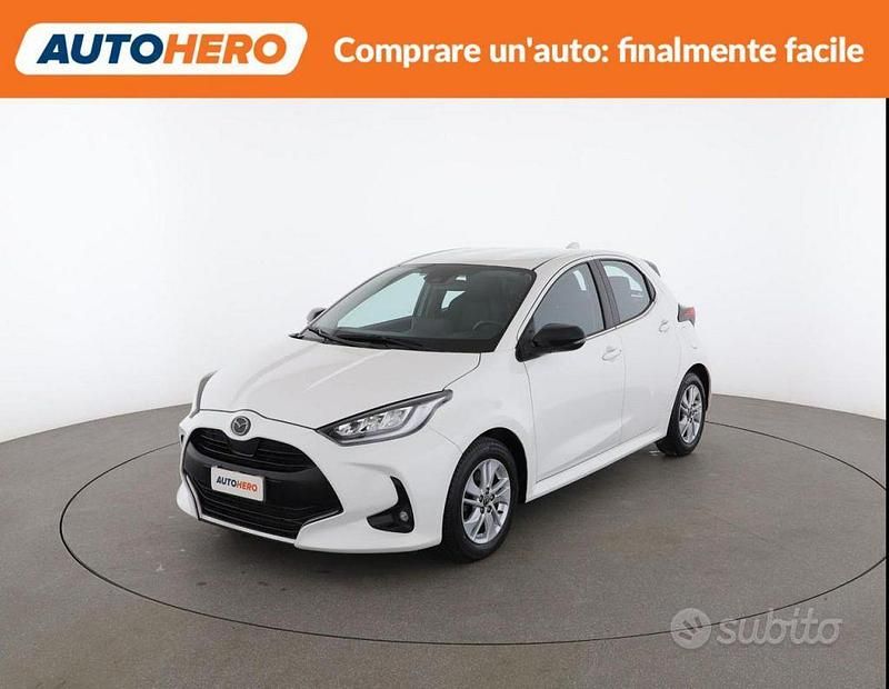 Bianco Usata 2022 Mazda 2 Berlina | 16.099 € - Immagine 1/2