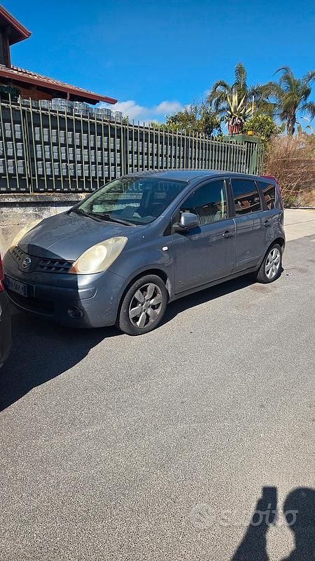 Usata Nissan Note 88 CV (64 kW) 2008 Grigio Utilitaria