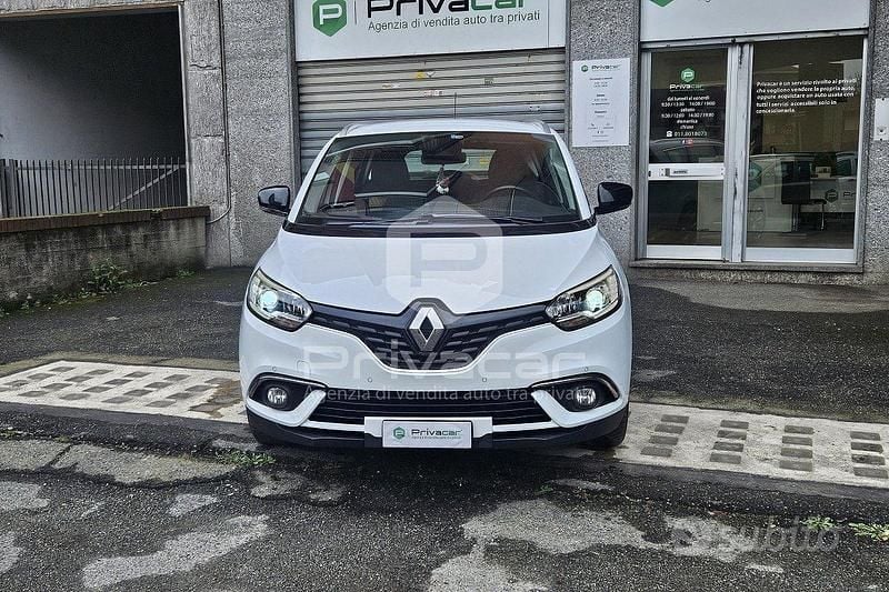 Usata Renault Grand Scénic IV Business 120 CV (88 kW) 2021 Grigio Monovolume
