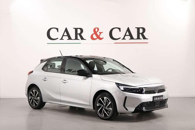 Usata Opel Corsa 101 CV (74 kW) 2024 Argento Berlina