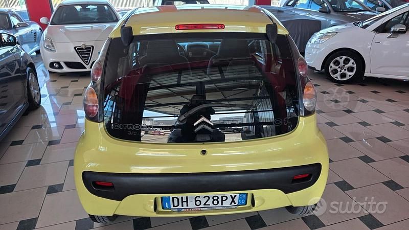Usata Peugeot 107 68 CV (50 kW) 2007 Giallo Utilitaria