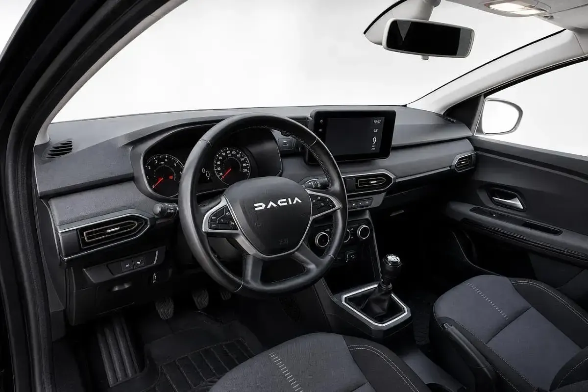 Usata Dacia Jogger Extreme 100 CV (73 kW) 2023 Nero Monovolume