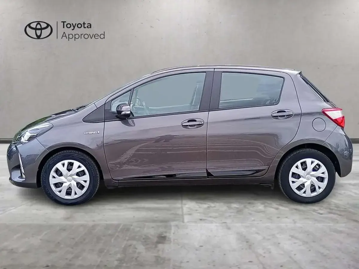 Usata Toyota Yaris Hybrid Active 73 CV (53 kW) 2019 Other Utilitaria