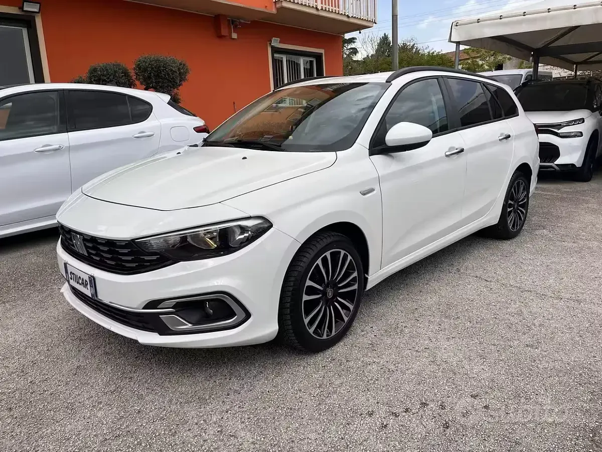 Usata Fiat Tipo 131 CV (96 kW) 2023 Bianco Station wagon