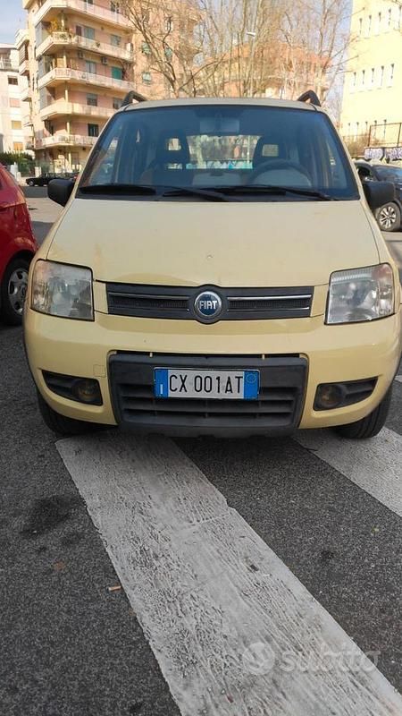Usata Fiat Panda 4x4 Climbing 2005 Utilitaria