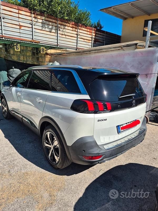 Usata Peugeot 5008 GT-line 180 CV (132 kW) 2017 Bianco Monovolume