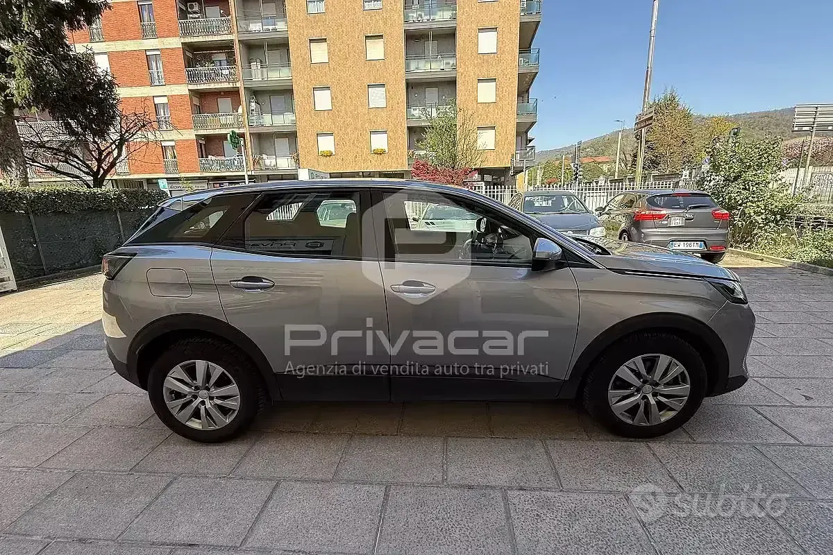 Usata Peugeot 3008 Business-Line 131 CV (96 kW) 2021 Grigio SUV