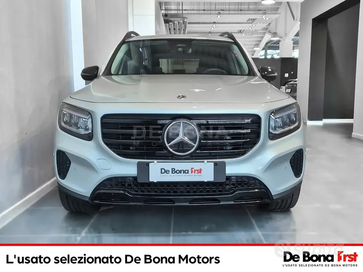 Gebraucht Mercedes GLB200 Advanced Plus 150 PS (110 kW) 2024 Grau SUV