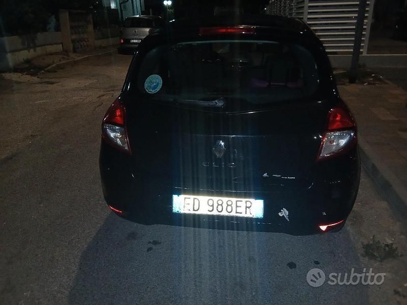 Usata Renault Clio II 2010 Nero Berlina