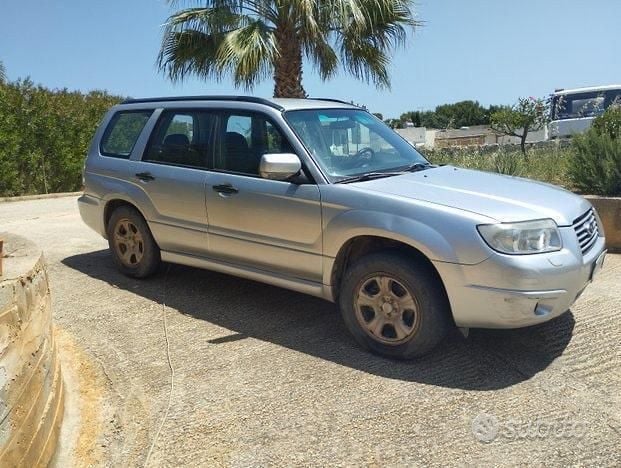 Usata 2006 Subaru Forester SUV | 2500 € - Immagine 1/4