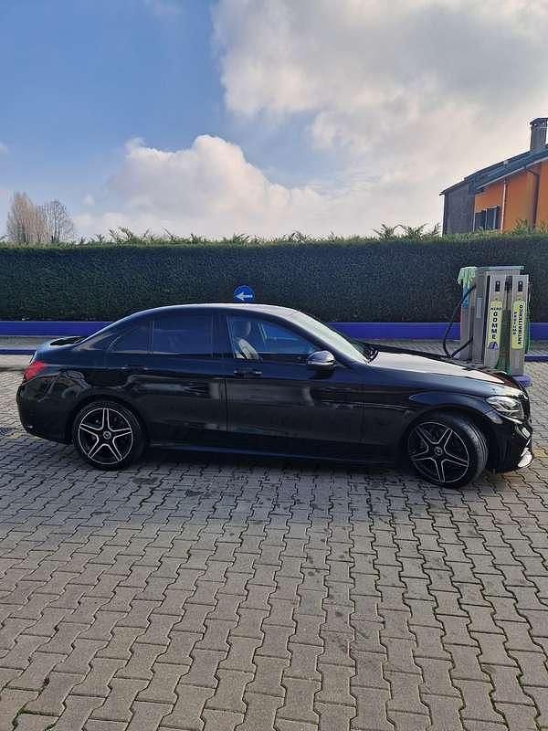 Usata Mercedes C200 AMG line 184 CV (135 kW) 2019 Berlina