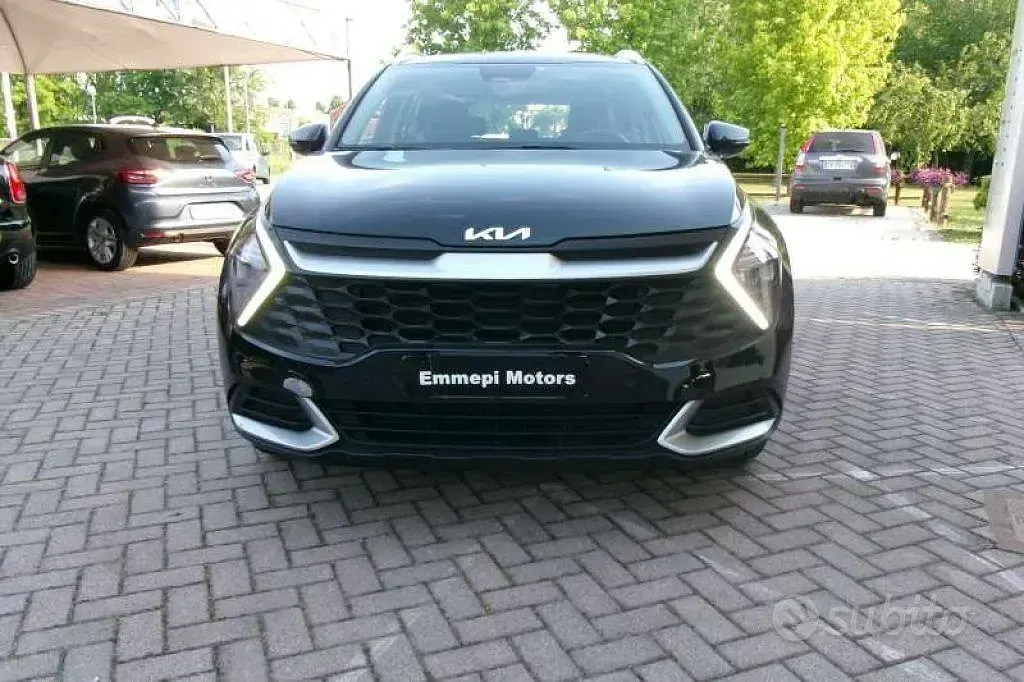 Usata Kia Sportage 136 CV (100 kW) 2023 Nero met SUV