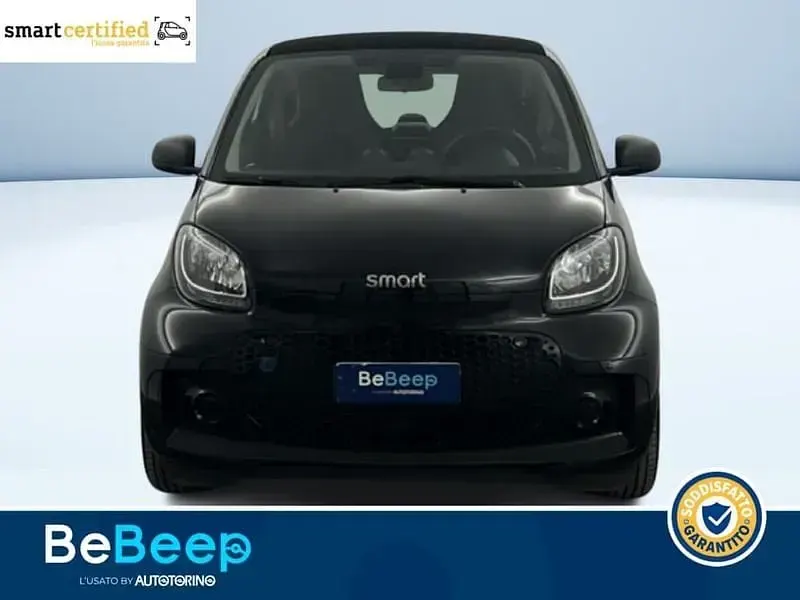 Usata Smart ForTwo Electric Drive Passion 60 kW (82 CV) 2023 Nero pastello Berlina