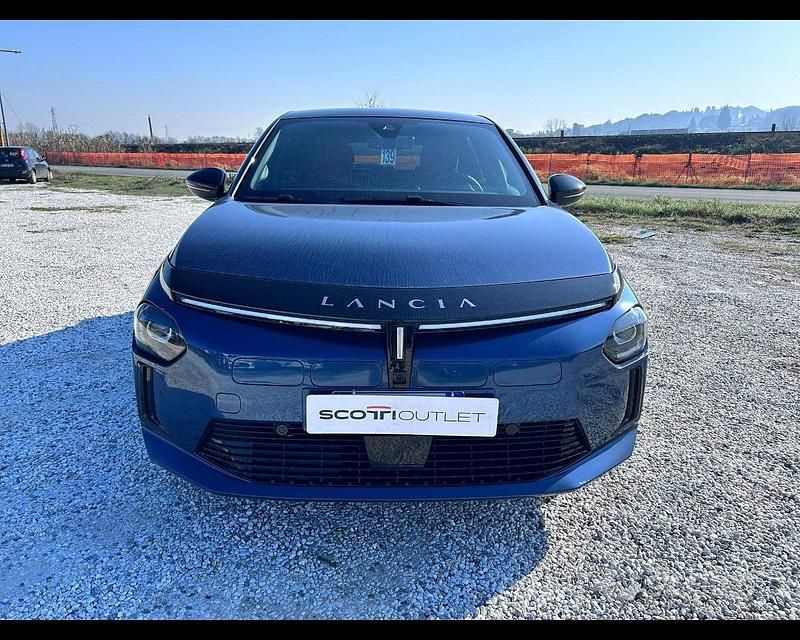 Usata Lancia Ypsilon 61 kW (84 CV) 2024 Grigio Utilitaria