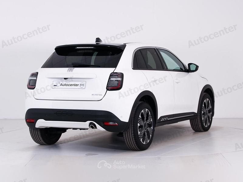 Usata Fiat 600 La Prima 110 CV (80 kW) 2025 Bianco SUV