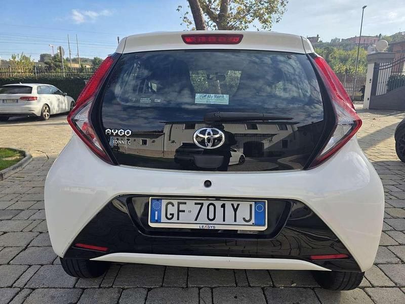 Usata Toyota Aygo X-wave 72 CV (52 kW) 2021 Utilitaria
