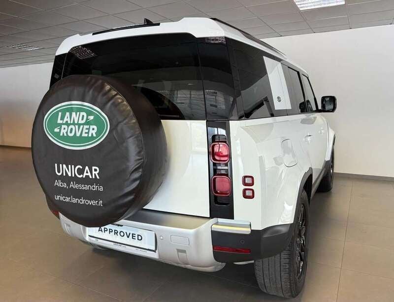 Usata Land Rover Defender SE 249 CV (183 kW) 2023 Bianco pastello SUV