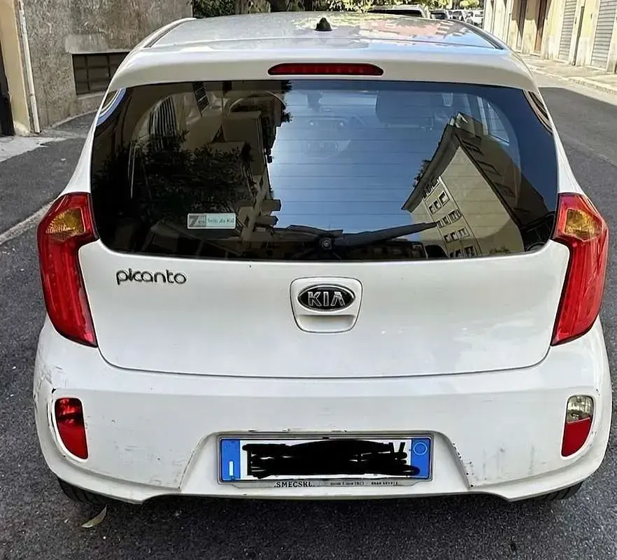 Usata Kia Picanto 69 CV (50 kW) 2015 Bianco Utilitaria