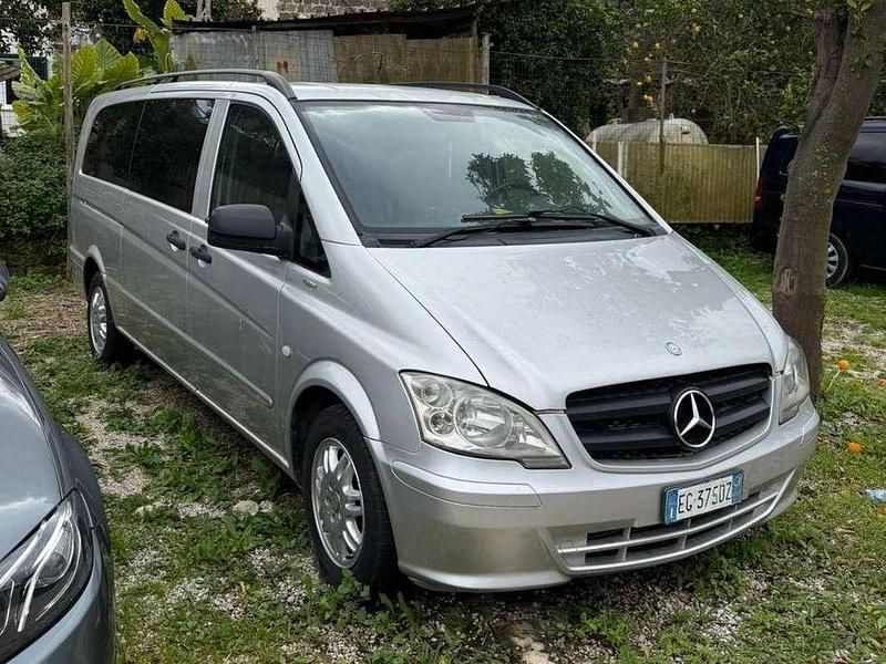 Argento Usata 2011 Mercedes Vito Furgone | 10.900 € - Immagine 1/4