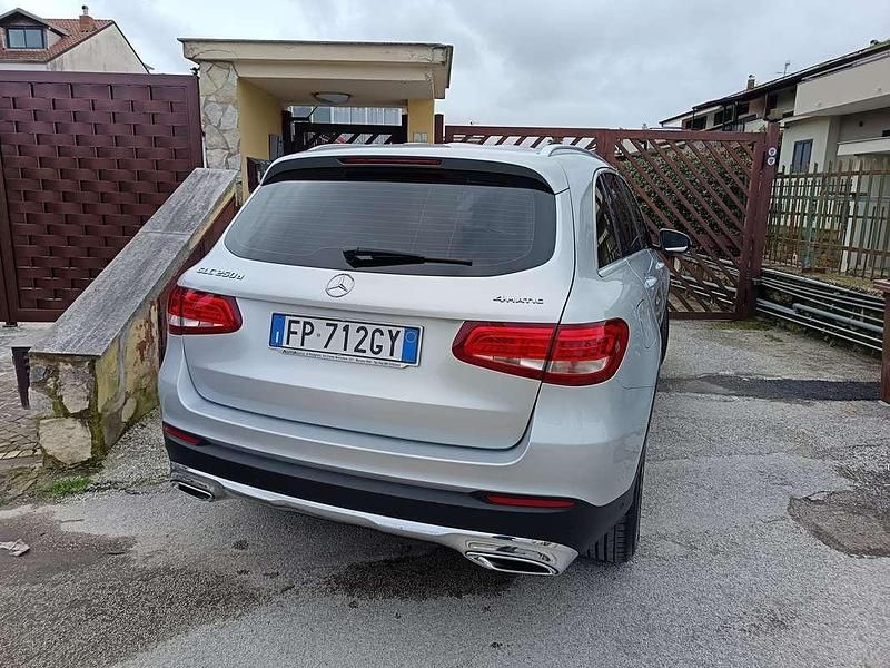 Usata Mercedes GLC250 Premium 204 CV (150 kW) 2018 Argento SUV