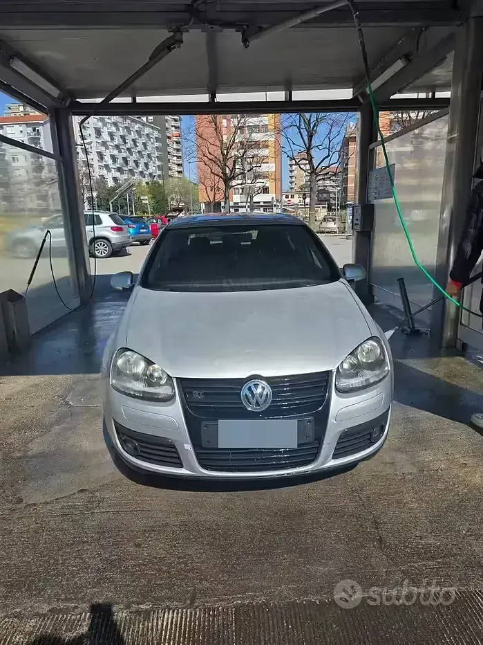Usata VW Golf VI GT 140 CV (102 kW) 2008 Grigio Utilitaria