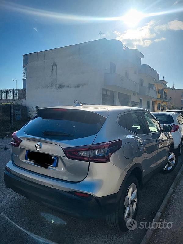 Usata Nissan Qashqai 116 CV (85 kW) 2020 Grigio SUV