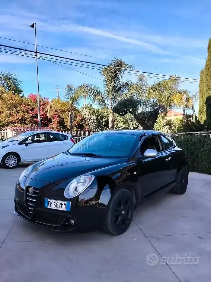 Usata Alfa Romeo MiTo 69 CV (50 kW) 2012 Nero Utilitaria