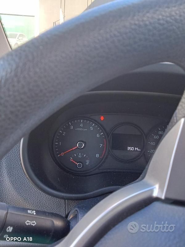 Usata Kia Picanto 61 CV (44 kW) 2023 Nero Utilitaria